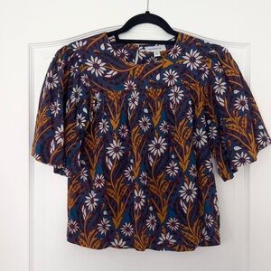 NEW Evereve Ruffle Navy Floral Blouse
